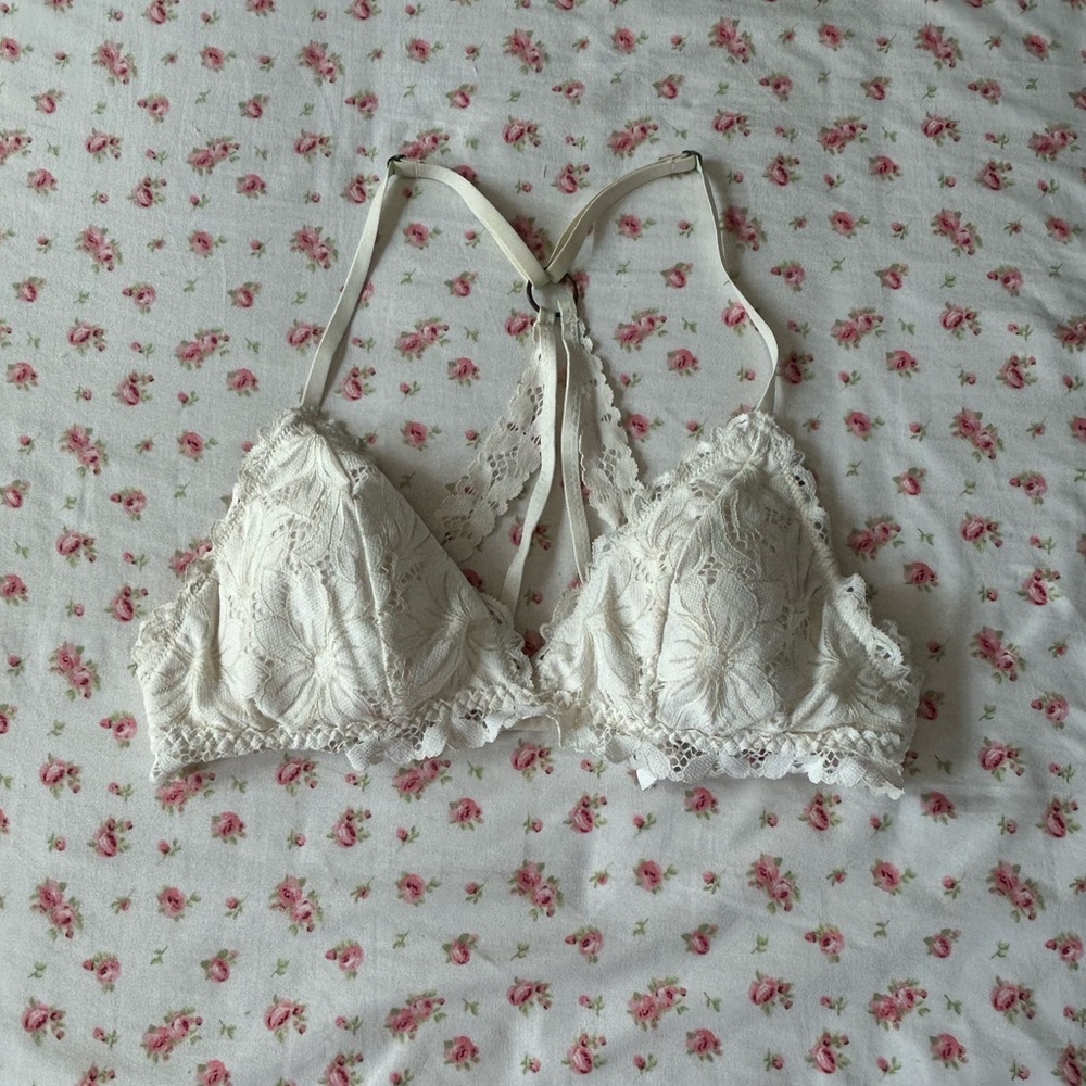 🌲AERIE Cream Lace Bra Intimates🌲